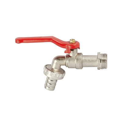 1/2 3/4 นิ้วสายสวน Bib ทองเหลืองท่อ Faucet ที่จับพลาสติก