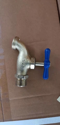 Oem Gardens สังกะสีและทองเหลือง Bibcock Valve Garden Faucet ทนต่อการรั่วซึม