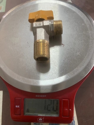Safety DN20-NPT วาล์วมุมท่อประปาสามเหลี่ยม 1/2 นิ้ว