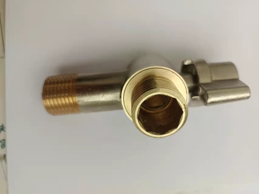Safety DN20-NPT วาล์วมุมท่อประปาสามเหลี่ยม 1/2 นิ้ว